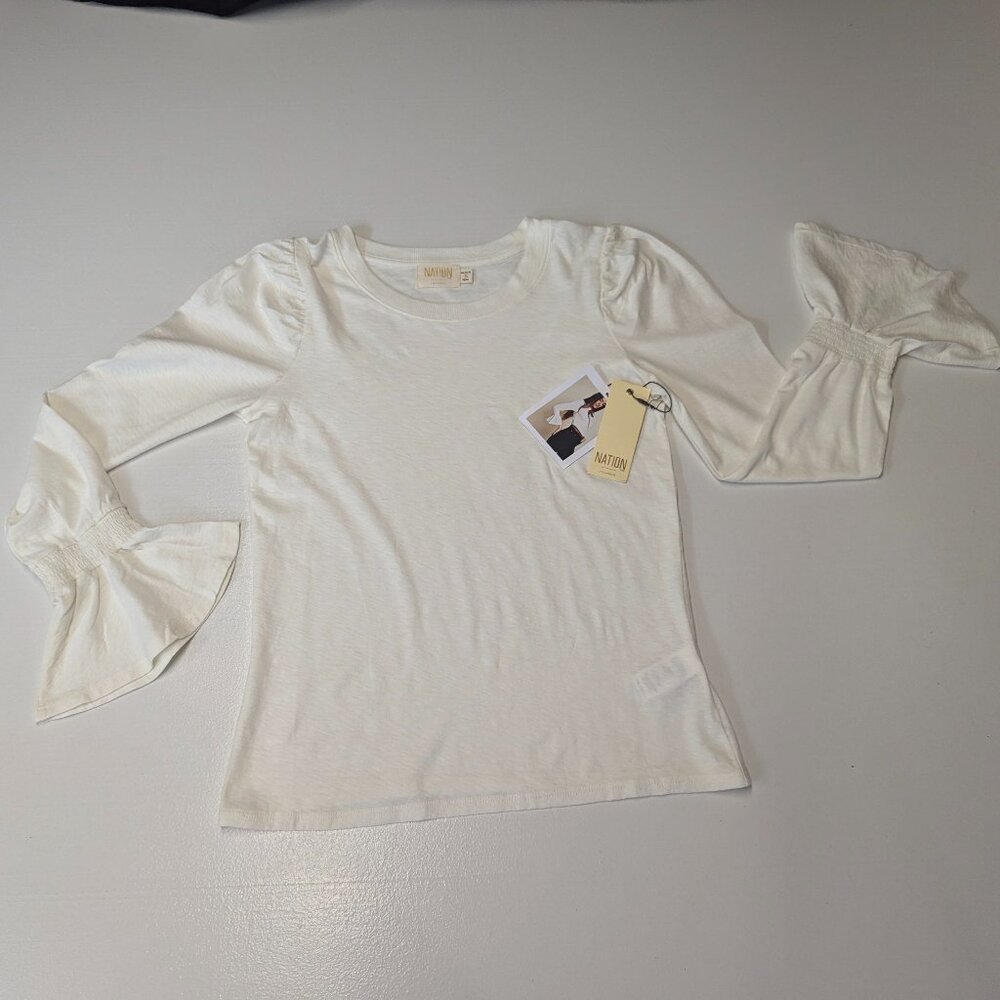 NWT Nation Size Small Cream Colored Long Sleeved Top